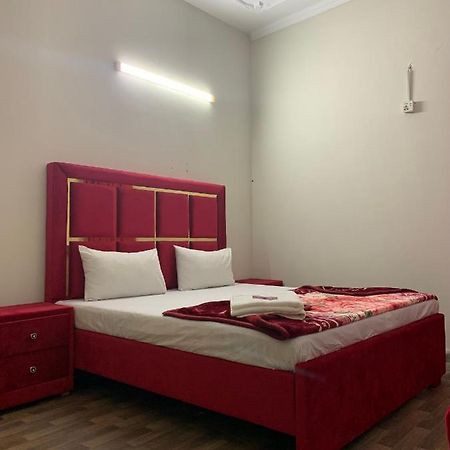 Eden Plus Executive Hotel Lahore Extérieur photo