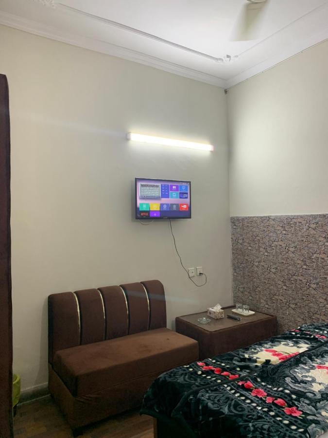Eden Plus Executive Hotel Lahore Extérieur photo